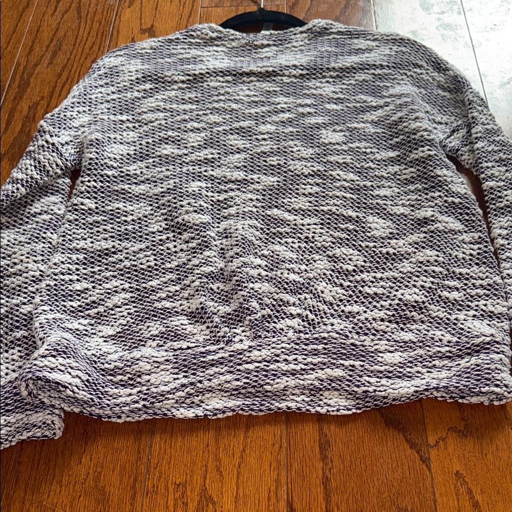 FABLETICS size small Women's Gray Sweater - image 6